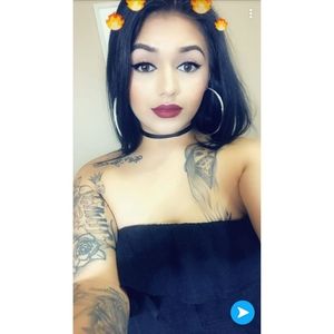 Meet your Posher, Mia